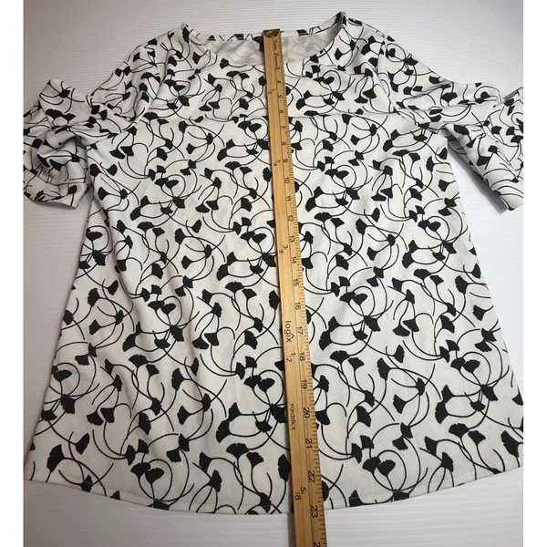 Ann Taylor Black White Ginkgo Leaf Print Ruffle Sleeve‎ Top Blouse Size S - Image 2