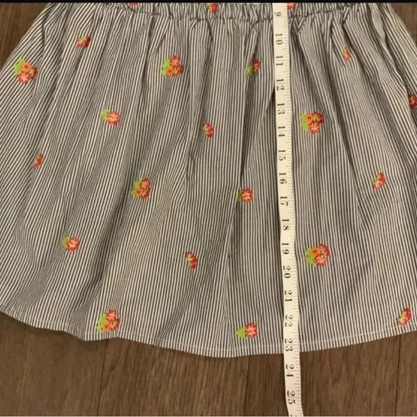 Floral smocked shirt size XL - Image 5