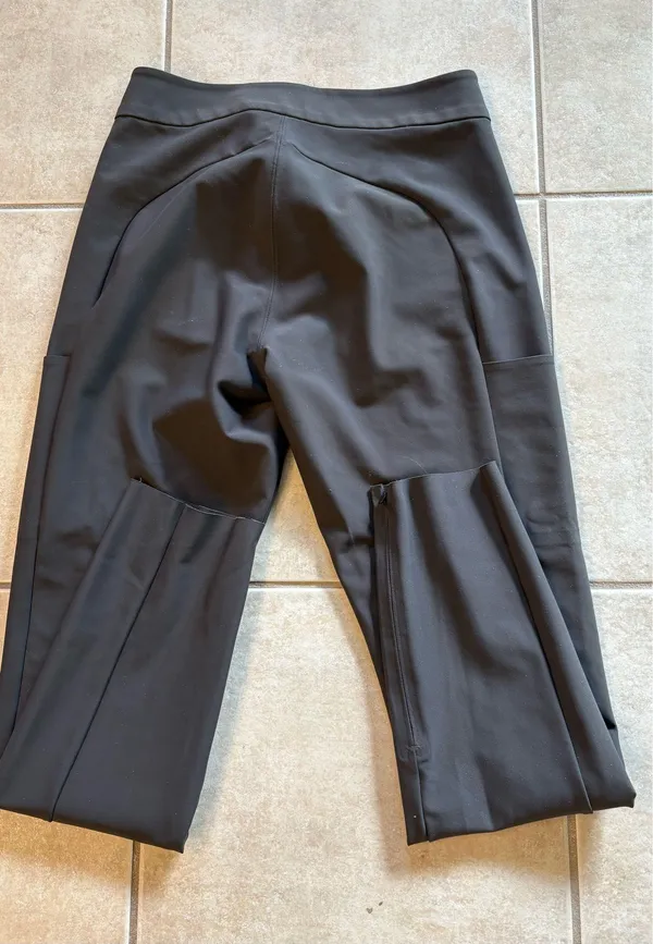 EUC Athleta gray pants size 2 - Image 3