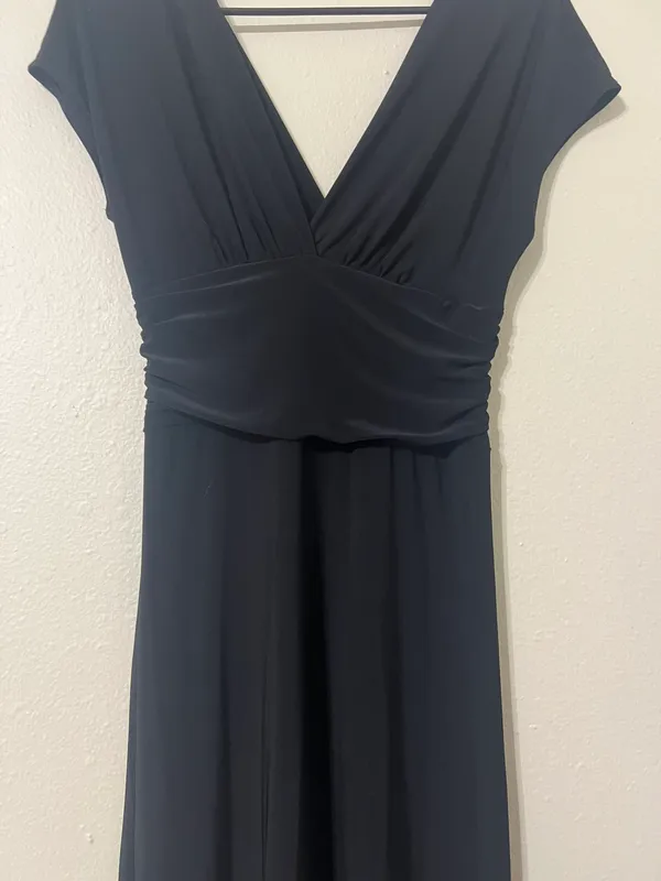 Flattering Long Black Dress Size M - Image 4