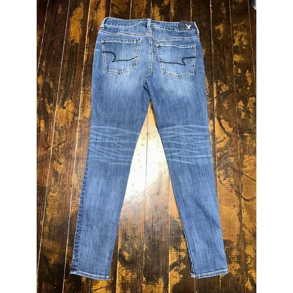 American Eagle 8 distressed stretch normcore jeggings - Image 3