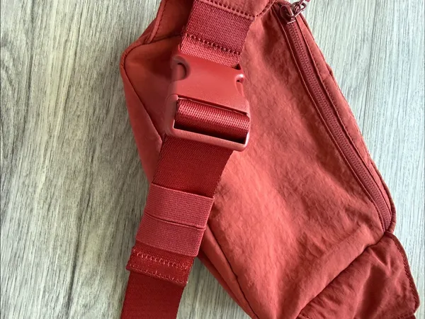 lululemon athletica Crimson Red Belt Bag - Image 4