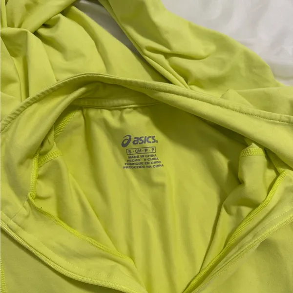 Bundle Sale!5Pcs Alo,Nike,ASICS,Sport Bra and Leggings,Yoga Top Good price - Image 13