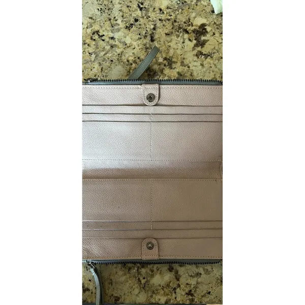 Rachel Rachel Roy Wristlet Wallet Womens OS Grey Genuine Leather Zip‎ Clutch NWT - Image 4