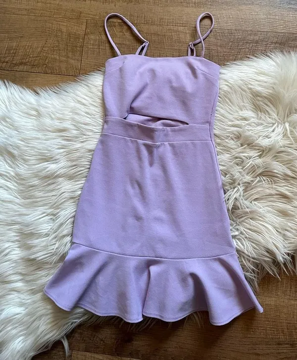 LUCY IN THE SKY Reilly Cutout Ruffle Dress In Lavender - Image 4
