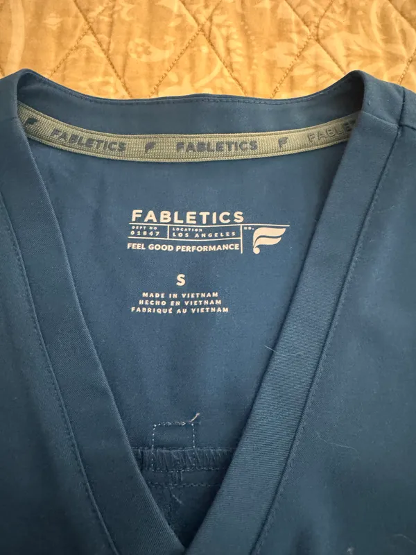 Fabletics Method Scrub Top - Image 2