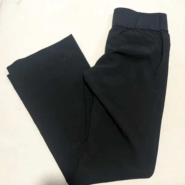 Gap Maternity Black Stretchy Pregnancy Work Pants - Image 2