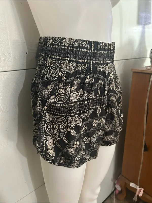 FP Movement by Free People Black Paisley High-Waist Active Shorts - Image 2