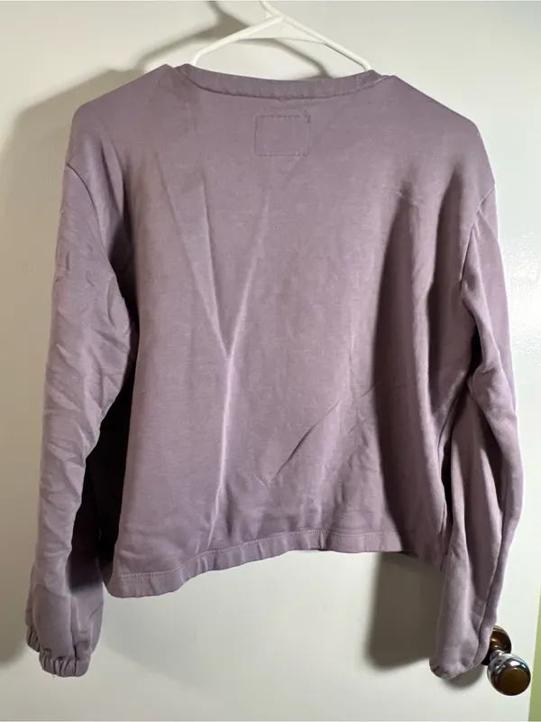 Champion Women’s Size Medium Boxy‎ Cropped Sweatshirt V-Neck Smoked Lilac Purple - Image 7