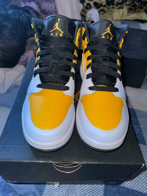 Jordan 1 Mid - Image 4