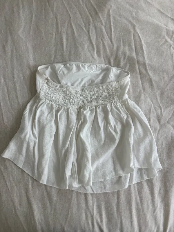 Strapless white flowy top Size XS - Image 2