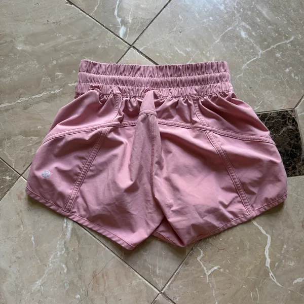 lululemon Hotty Hot Shorts Dusty Pink - Image 2