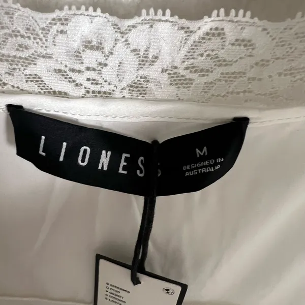Lioness Vintage Ballerina Porcelain White Lace Trim Sleeveless Maxi Dress Size M - Image 11