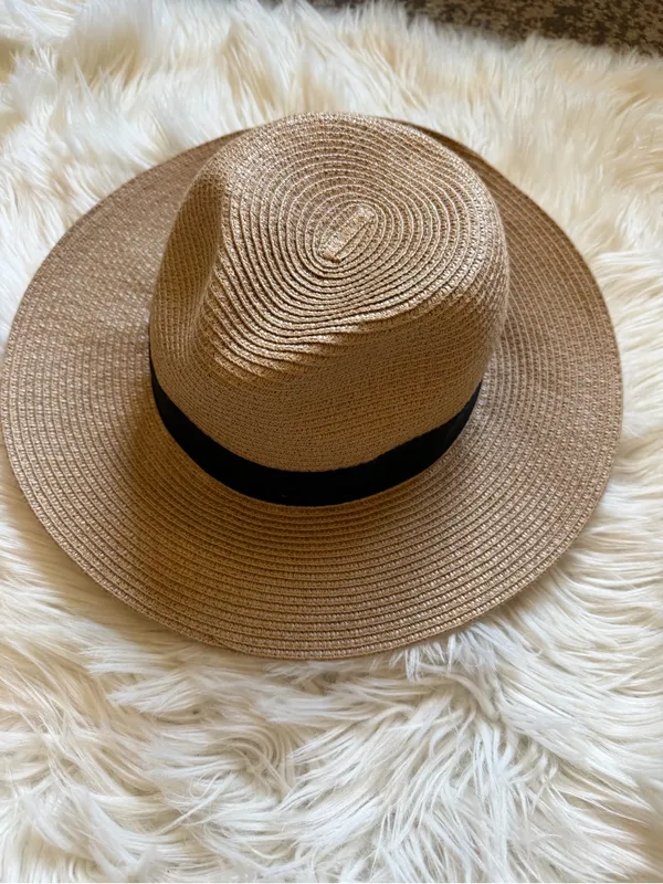 Banana Republic straw fedora - Image 2
