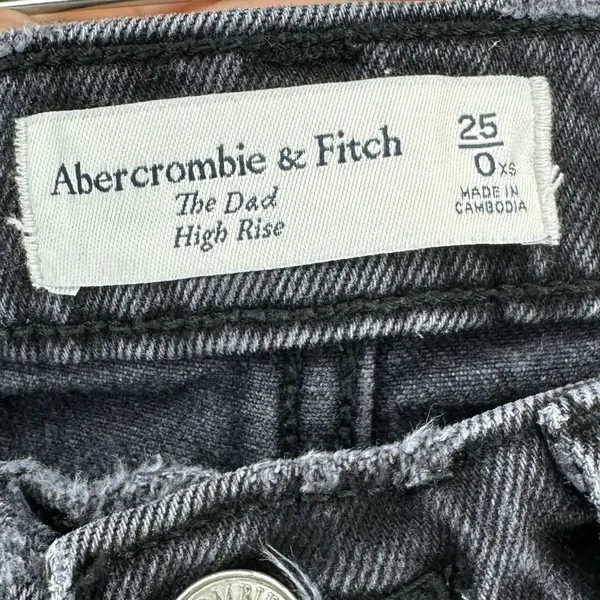 Abercrombie & Fitch Black High Rise Dad Jeans‎ - Image 4