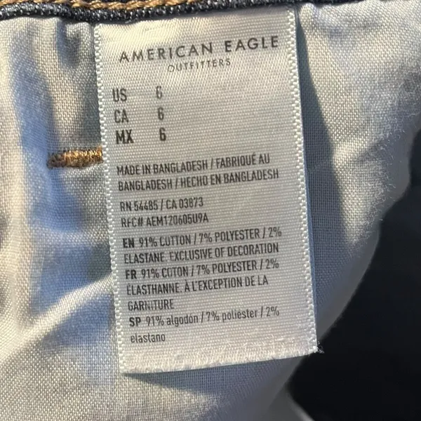 American Eagle Hi Rise Shortie Denim Jean Shorts Women's Sz 6‎ Distressed - Image 5