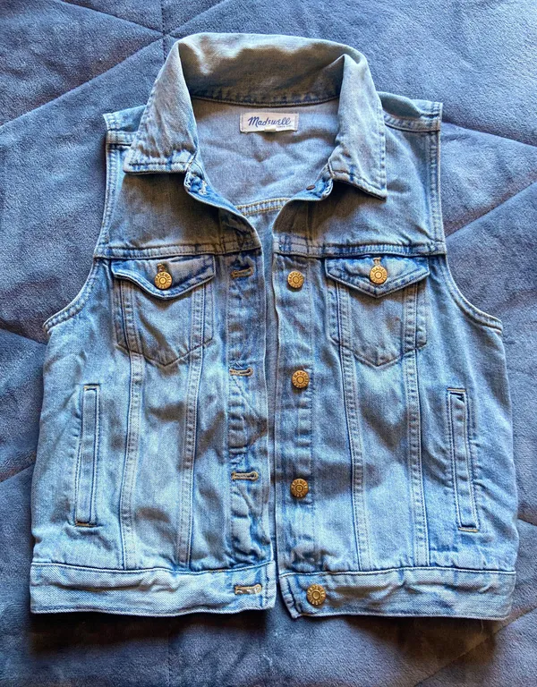 Madewell Blue Jean Vest - Image 3
