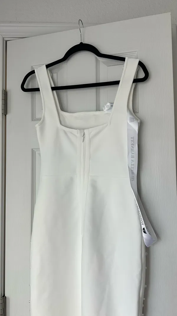 White maxi dress Bella Barnett - Image 4