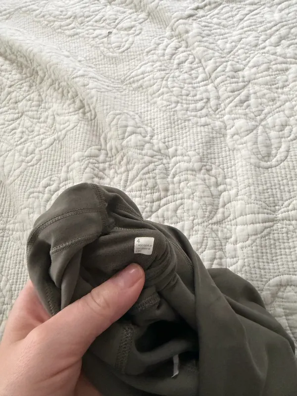 Lululemon wunder train leggings size 4 nomad - Image 4