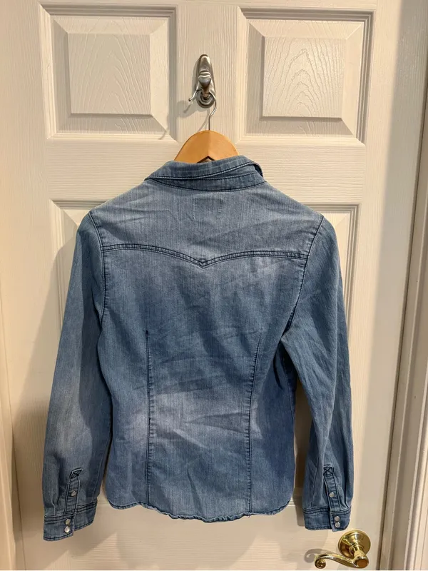 Love Culture Blue Denim Button-Down Pearl Snap Faded Fitted Shirt with Lace Yoke - Image 7