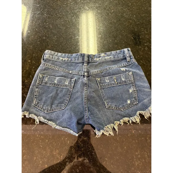 Free People Denim Cut Off Shorts Sz 25 Raw Hem Distressed Blue Jean 100% Cotton - Image 2