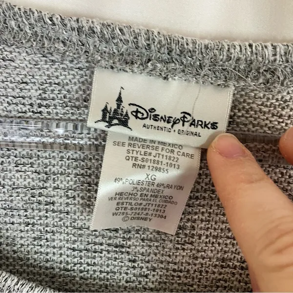 Disney Parks Mickey and Minnie Winter Scarf Gray Sweater Scoop Neck Womens XL - Image 3