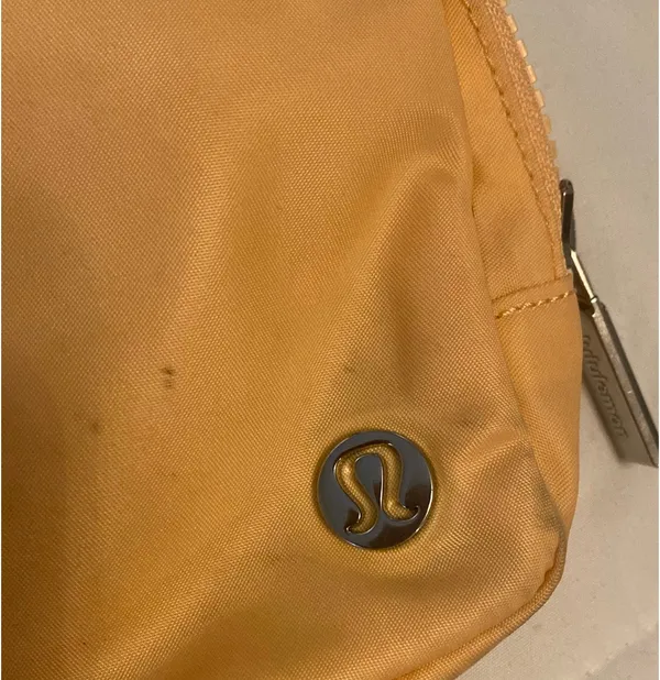 Lululemon Belt Bag - Image 5