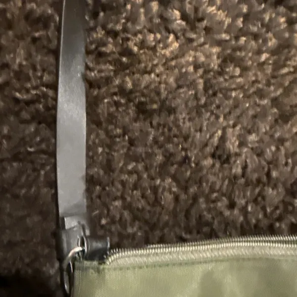 Moschino army green purse - Image 5