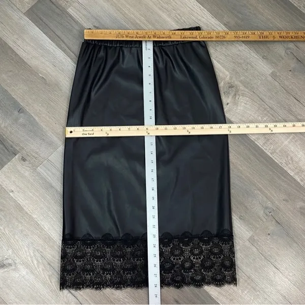 Michael Kors Lace Trim Faux Leather Slip Skirt‎ Black Midi Pencil Elastic XS - Image 13