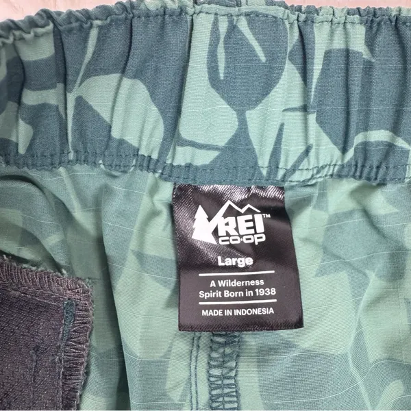 REI CO-OP Womens Trailmade Amphib Shorts Large Green Teal Hiking Outdoor Swim - Image 6