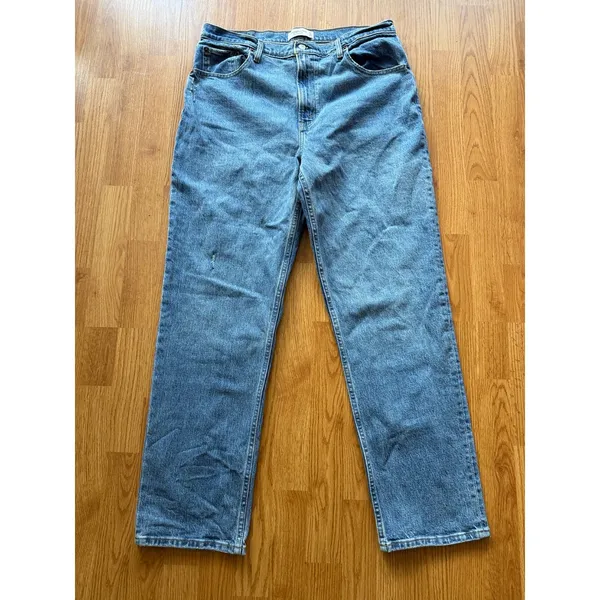 Abercrombie & Fitch Ultra High Rise 90s Straight Jean Size 14 - Image 4