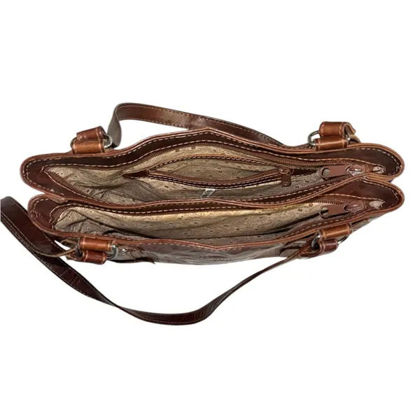 Vintage • Beautiful Embossed Leather Shoulder Bag • Made in Paraguay - Image 6