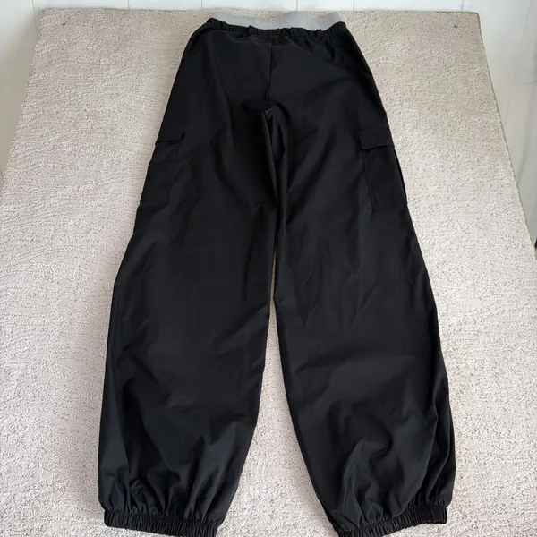 Women's NEW Halara Black Cargo Joggers‎ Elastic Waist - Image 6
