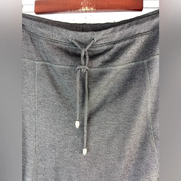 GreenTea XXL Athletic Skort in Gray - Image 3