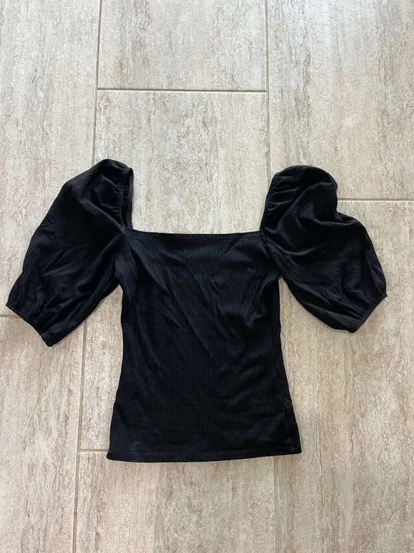 Reformation Puff Sleeve Top Black Square Neck Ribbed Size XS Excellent Condition - Image 4