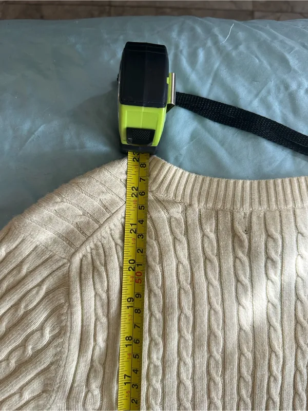 Vintage Butter Yellow V-Neck Cable Knit Sweater Coquette Fairy Granny Layer - Image 8