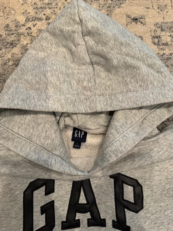 Gap Oversized Hoodie - Image 3