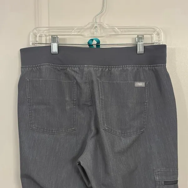 Figs scrub joggers, Zamora women’s size small/P - Image 3