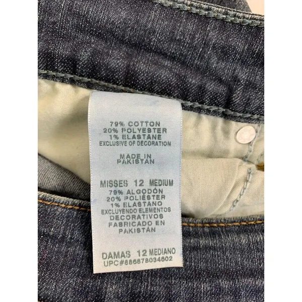 Signature Levis Strauss Women's Denim Skinny Jeans - Image 4