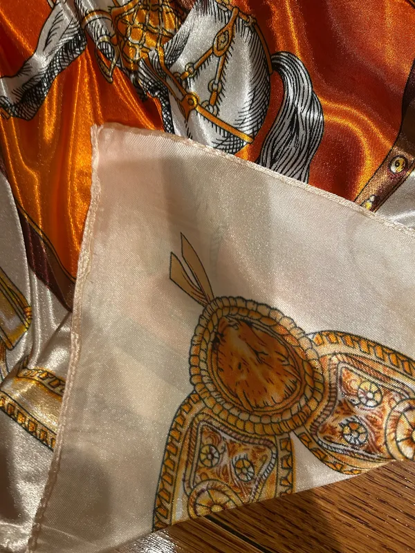 VINTAGE Equestrian ivory/ORANGE Horses&Tassels Print silky Scarf 35’/35’ - Image 20
