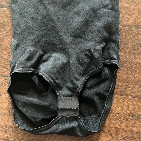Assets by Spanx Black Shapewear Bodysuit  small EUC - Image 3