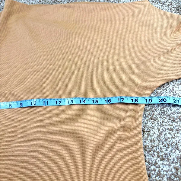 We The Free‎ Fuji Thermal Top Blouse Women LG Tan Waffle Knit Off Shoulder Boho - Image 9