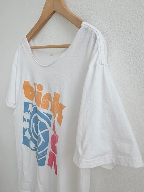 Blink-182 off-the-shoulder white punk tee - Image 6