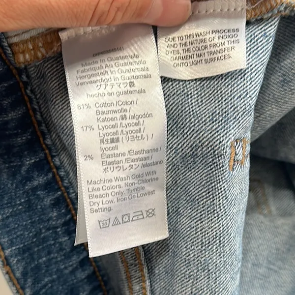 Madewell High-rise denim Blue Jean Shorts Raw Frayed Hem Size 32 - Image 5