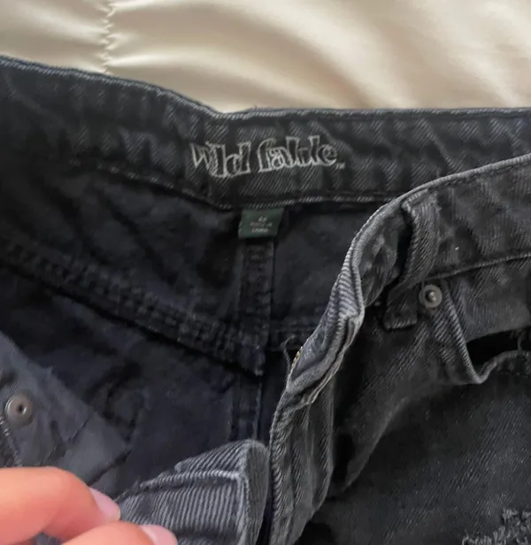Black Rip Jean Shorts Size 00 - Image 4