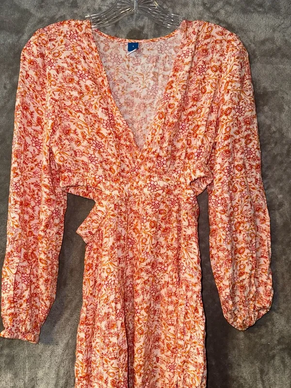 Old Navy Floral Cut-Out Long Sleeve Maxi Dress Size S - Image 3