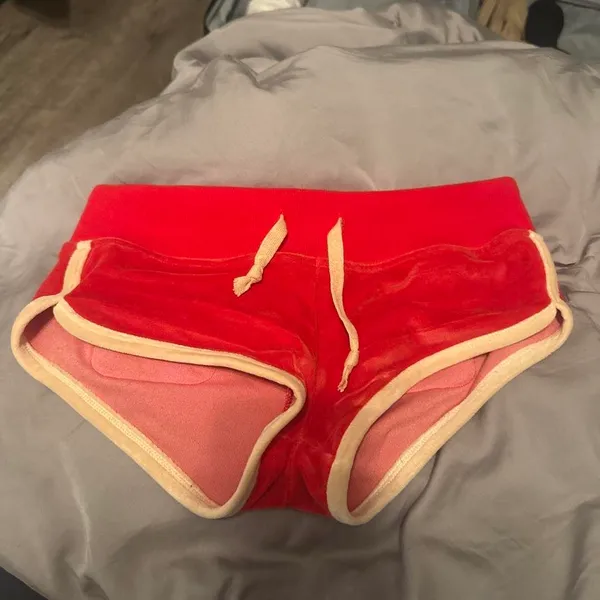 Jaded London vintage red with cream velour tracksuit mini shorts. Size 2 - Image 2
