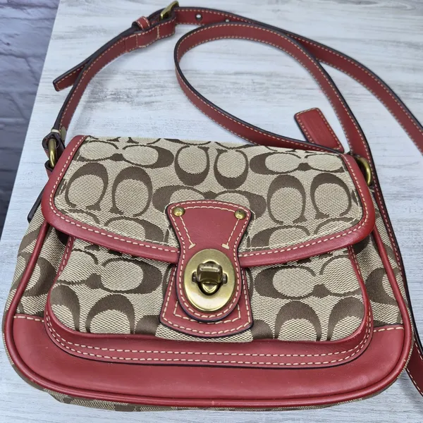 Vintage Coach 10566 Cricket Signature Flap Turnlock Crossbody Red Leather Y2K - Image 8