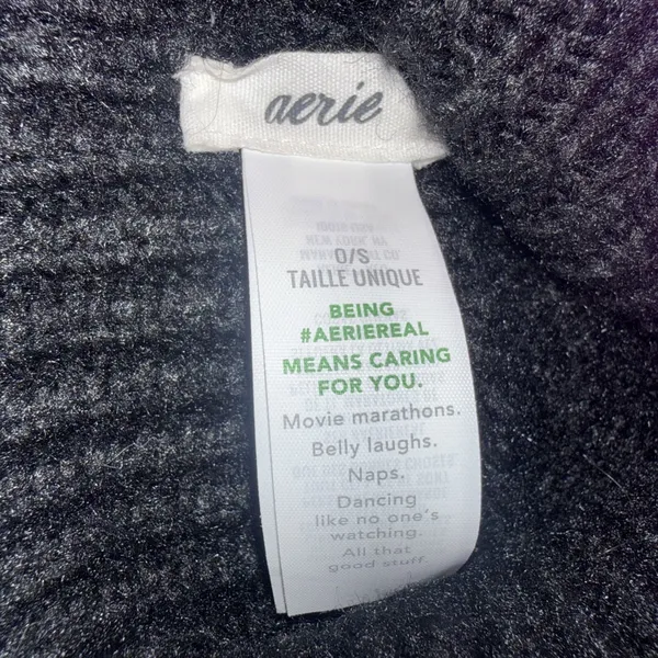 Aerie Black Knit Toboggan Ski Winter Weather One Size Hat Cap Pompom‎ Beanie - Image 7