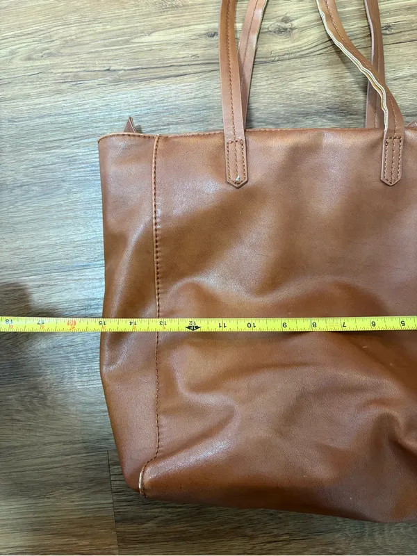 Universal Threads Brown Faux Leather Tote Shoulder Bag Zip Top Large Pocket Purse - Image 6